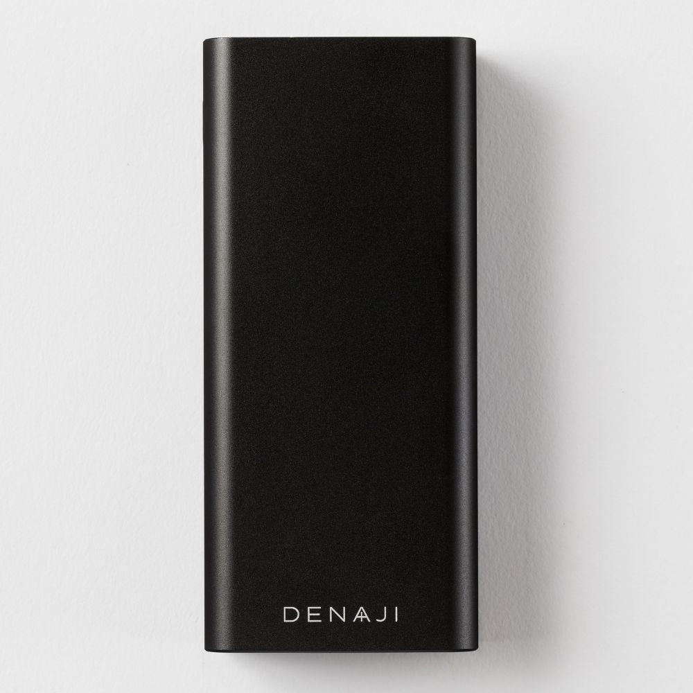 DENAJI POWER BANK / PORTABLE BATTERY CHARGER (FRONT)