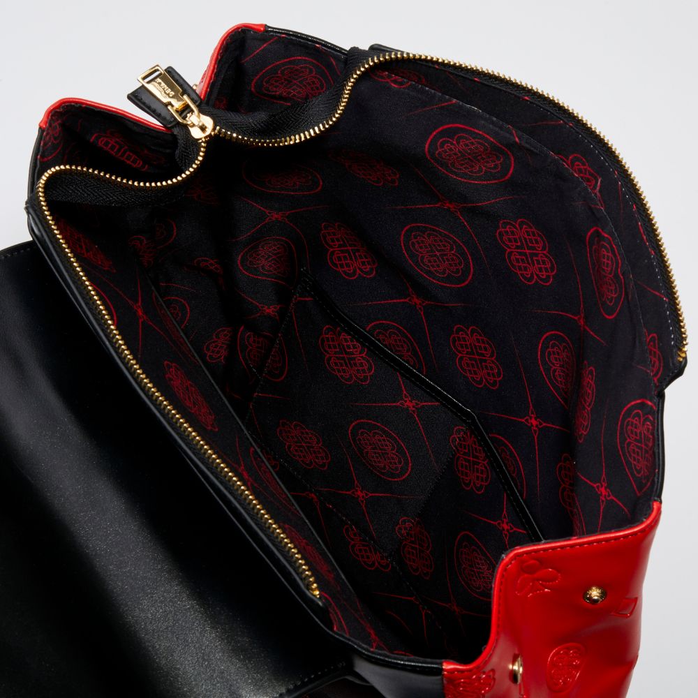 ICON BACKPACK - BLACK AND RED (INTERIOR)